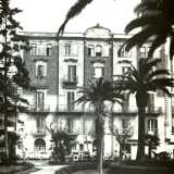 Verso la fine degli anni 60 l�hotel risultava per� ormai antiquato: molte delle stanze non avevano i servizi igienici e la facciata si mostrava decadente